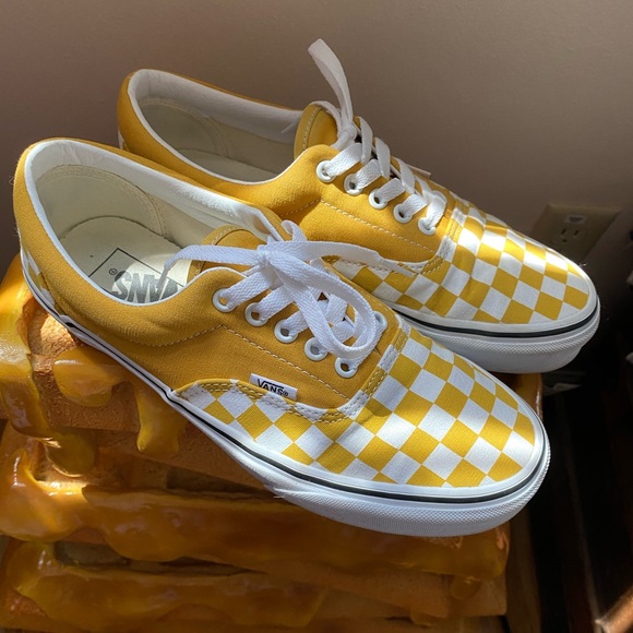 vans era checkerboard yellow